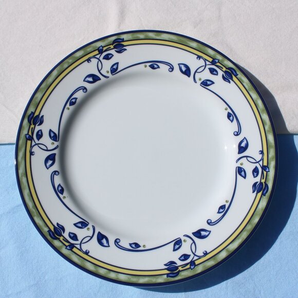 French Provincial Accent Salad Plates - Picture 1 of 5